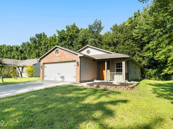 5804 Rolling Bluff Ln, Indianapolis, IN 46221