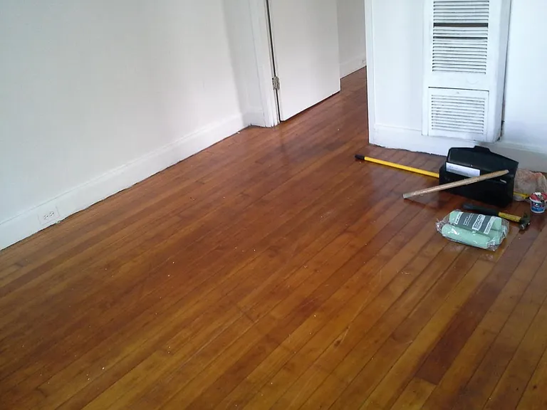 1210 Vallette St — Photo 3