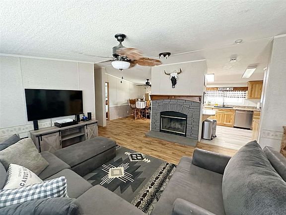 5th image of 13638 E 50th St
