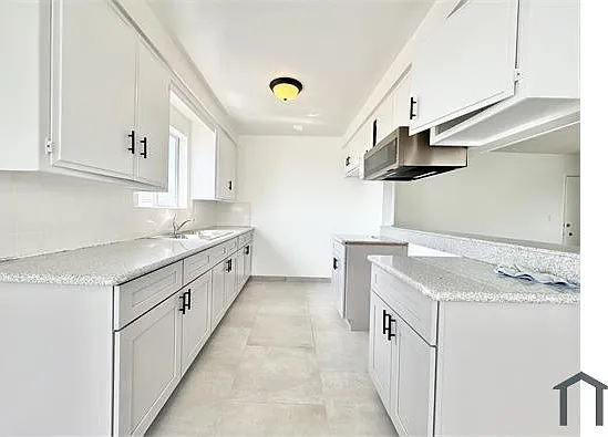 305 E Plymouth St #4 — Photo 12
