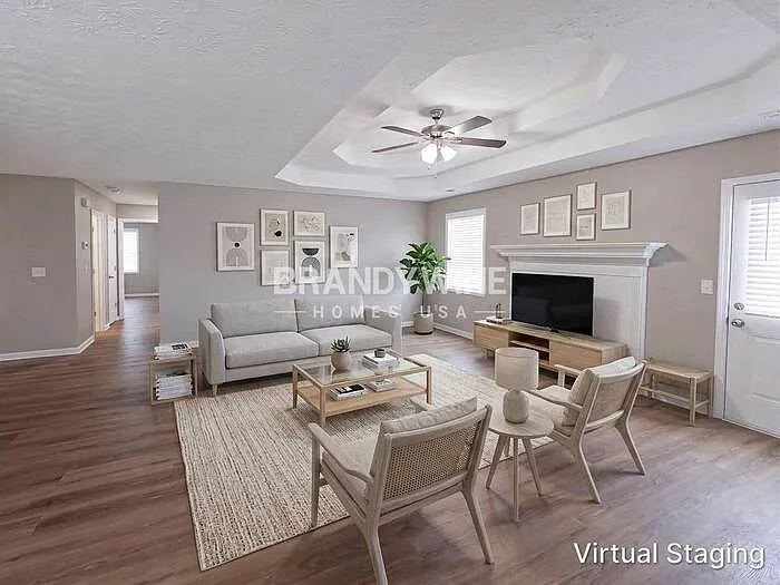 200 Falcon Ridge Dr — Photo 3