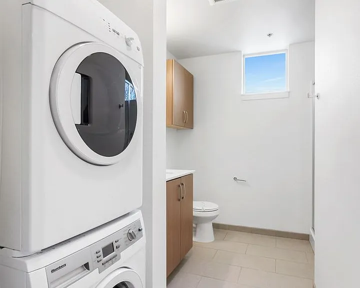 5959 S Virginia Ave — Photo 13