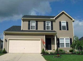 6012 Greenview Trl, North Ridgeville, OH 44039