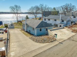 298 Ackerson Lake Dr, Jackson, MI 49201