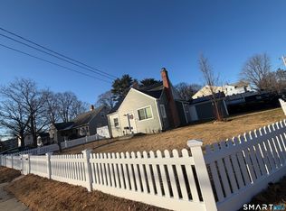 19 Maple Street, Plainville, CT 06062