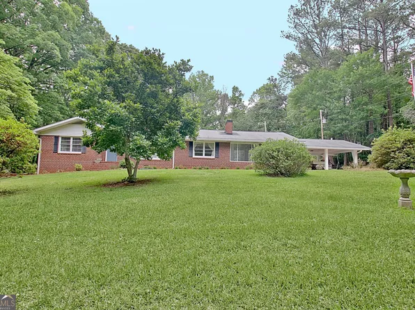 717 Tyrone Rd, Tyrone, GA 30290