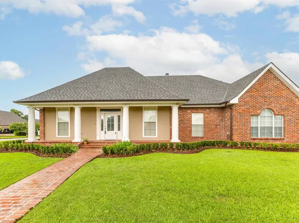 101 Regency Ln, Houma, LA 70360