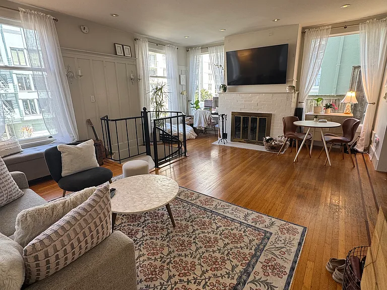 2217 Pacific Ave #1 — Photo 2