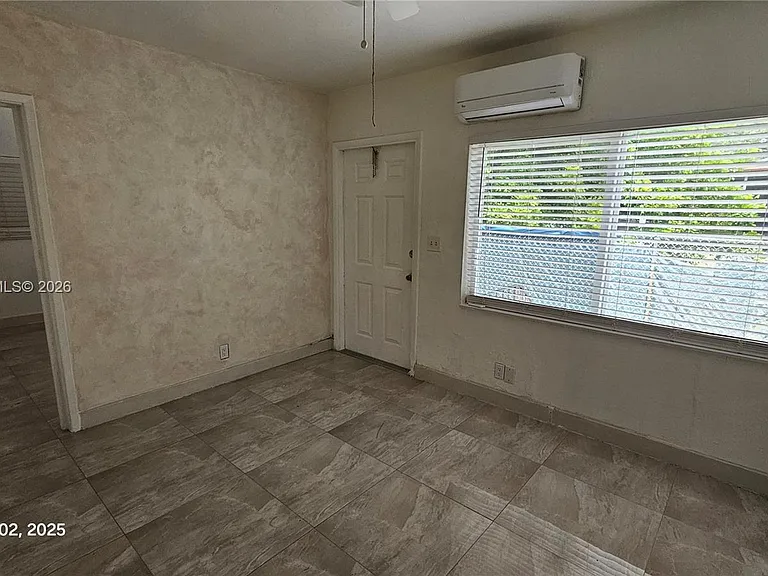1830 Monroe St #1834 — Photo 5