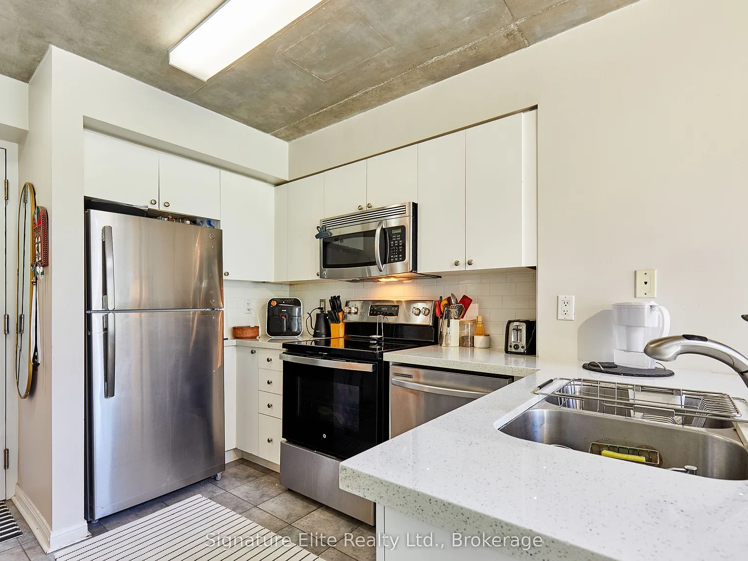 2 bed, $3,700 — Photo 4