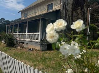 60 Bluff Rd, Marble, NC 28905