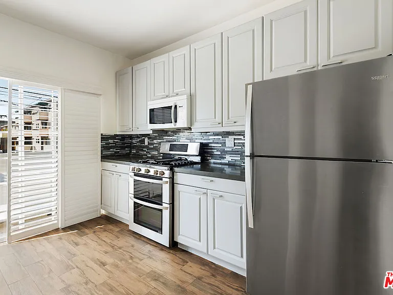 1800 Butler Ave #105 — Photo 12
