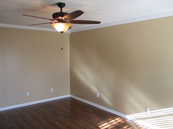 5th image of 502 Bond St #1