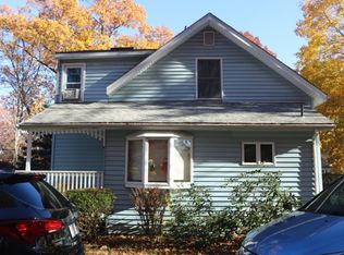 82 Shore Dr, Auburn, MA 01501