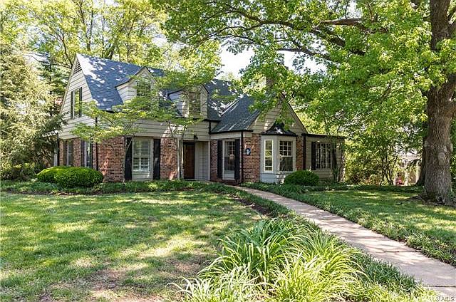 2nd image of 1 Treebrook Ln