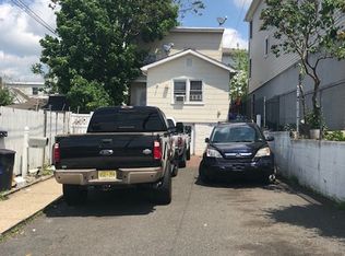 445 Cliff St, Fairview, NJ 07022