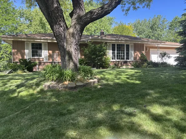506 Cheyenne DRIVE, Waukesha, WI 53188