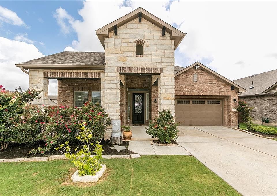 1st image of 16400 Pienza Dr