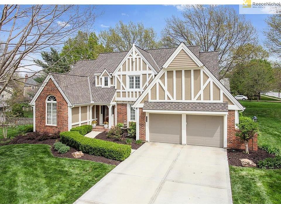 FRONT ELEVATION!!