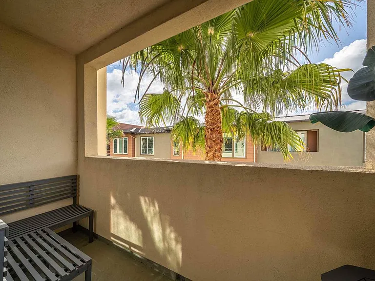 769 Doheny Way — Photo 42