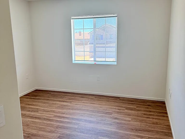 11712 Sebastian Rd — Photo 12