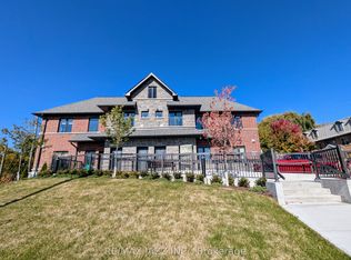 750 King St E #201, Oshawa, ON L1H 1G9
