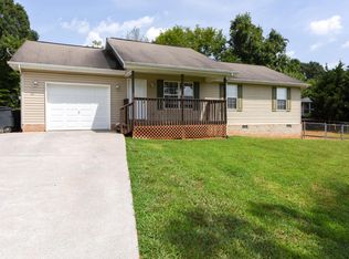 1215 Buford Ct, Greenback, TN 37742