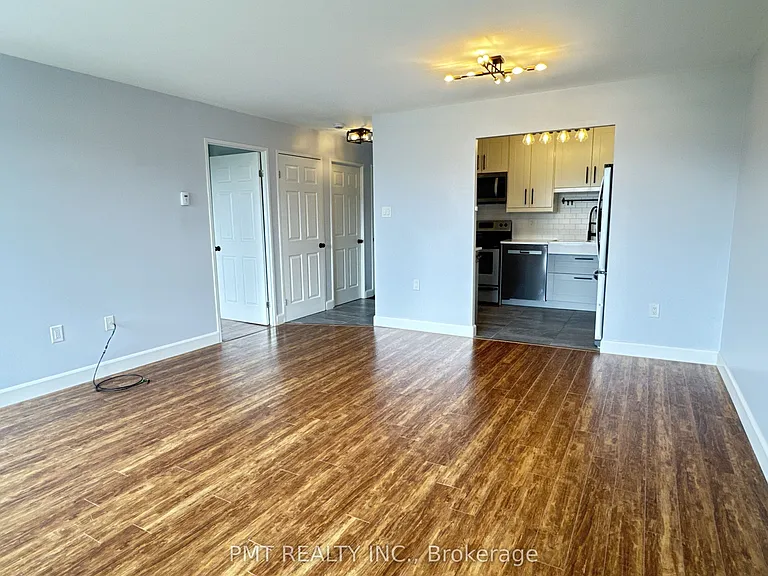 65 Highland Cres #303 — Photo 4