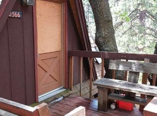 30566 Live Oak Dr, Running Springs Area, CA 92382