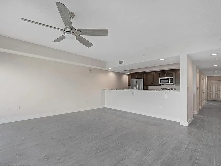 1805 Riverside Dr — Photo 50