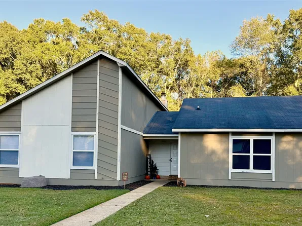 105 Pratt Dr, Enterprise, AL 36330