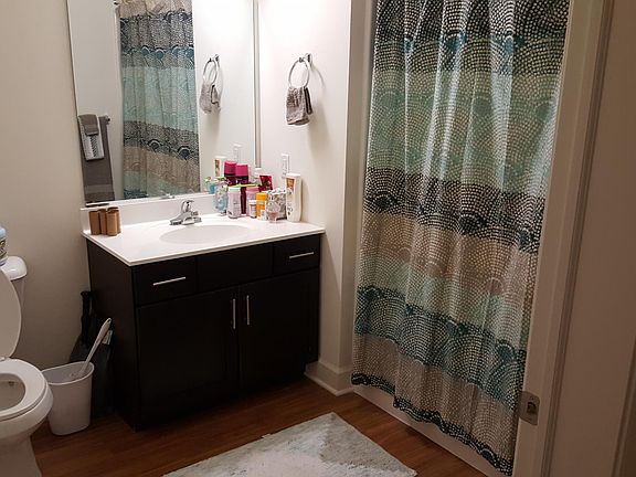 bathroom tub and shower