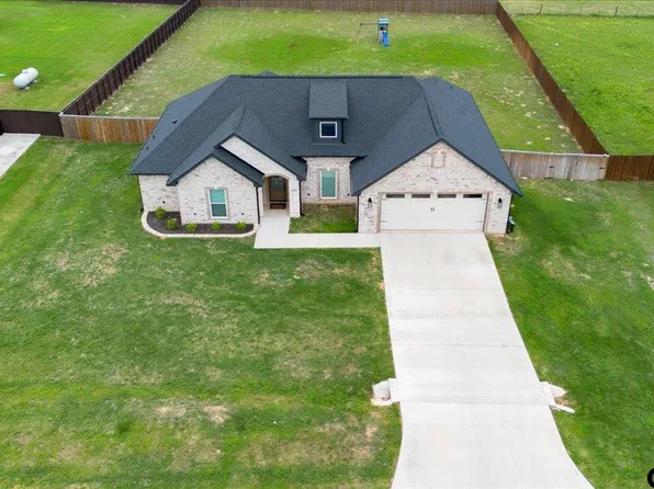 16265 Eagle Ln, Lindale, TX 75771