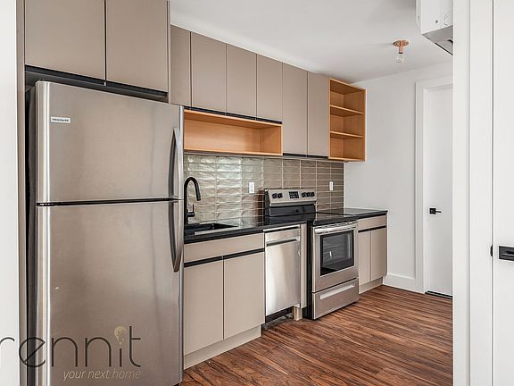 5th image of 26-30 4th St #709A