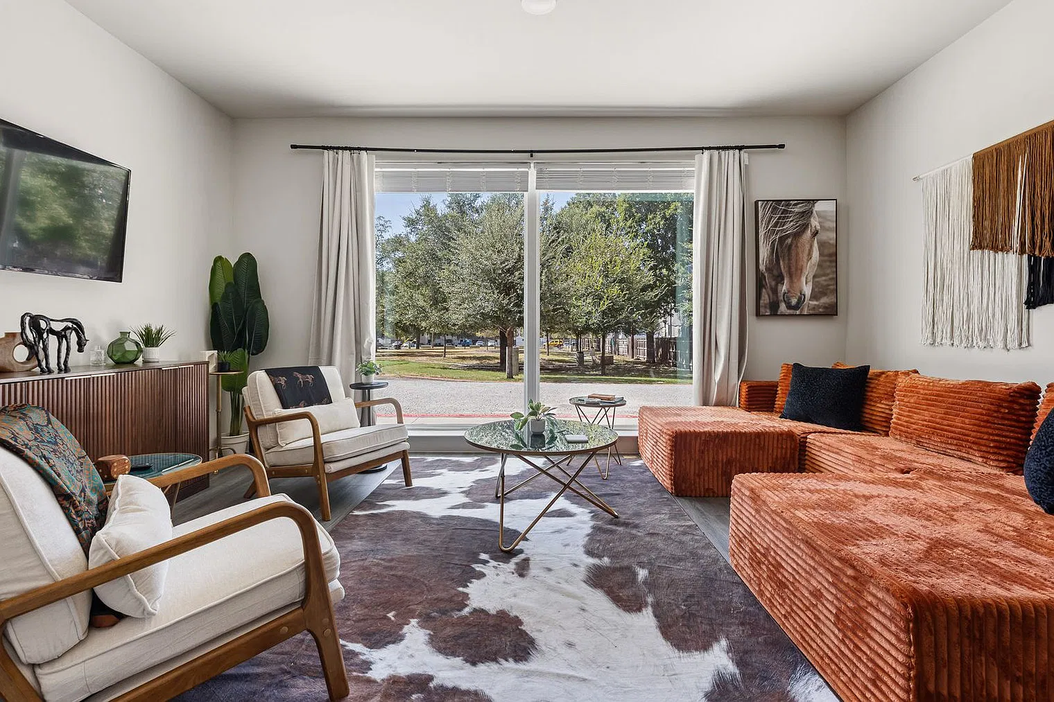 2 bed, 2.0 bath, 1571 sqft, $4,354 — Photo 1
