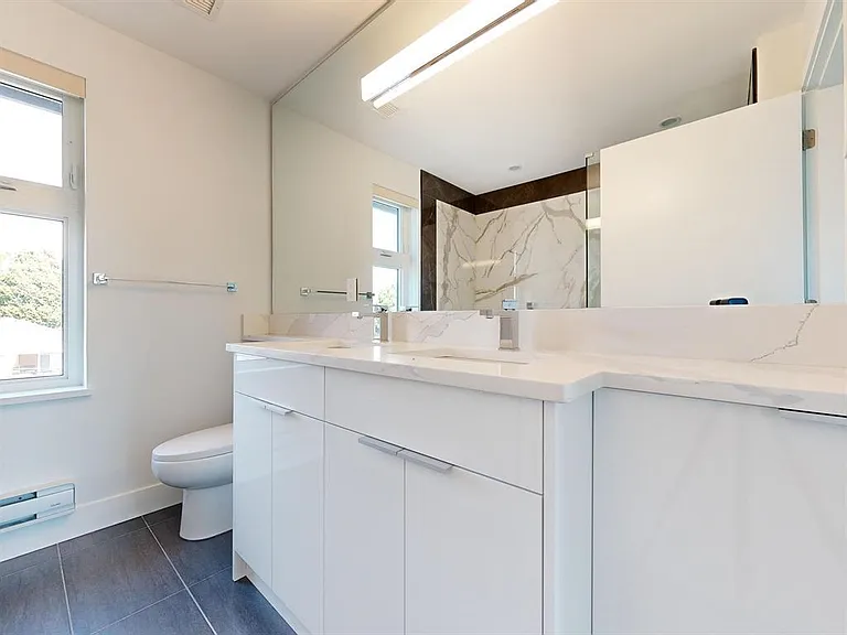 2731 Duke St — Photo 11