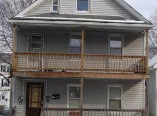 11 Barclay St, Worcester, MA 01604