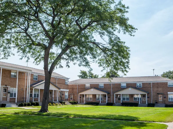 Boulevard North Townhomes