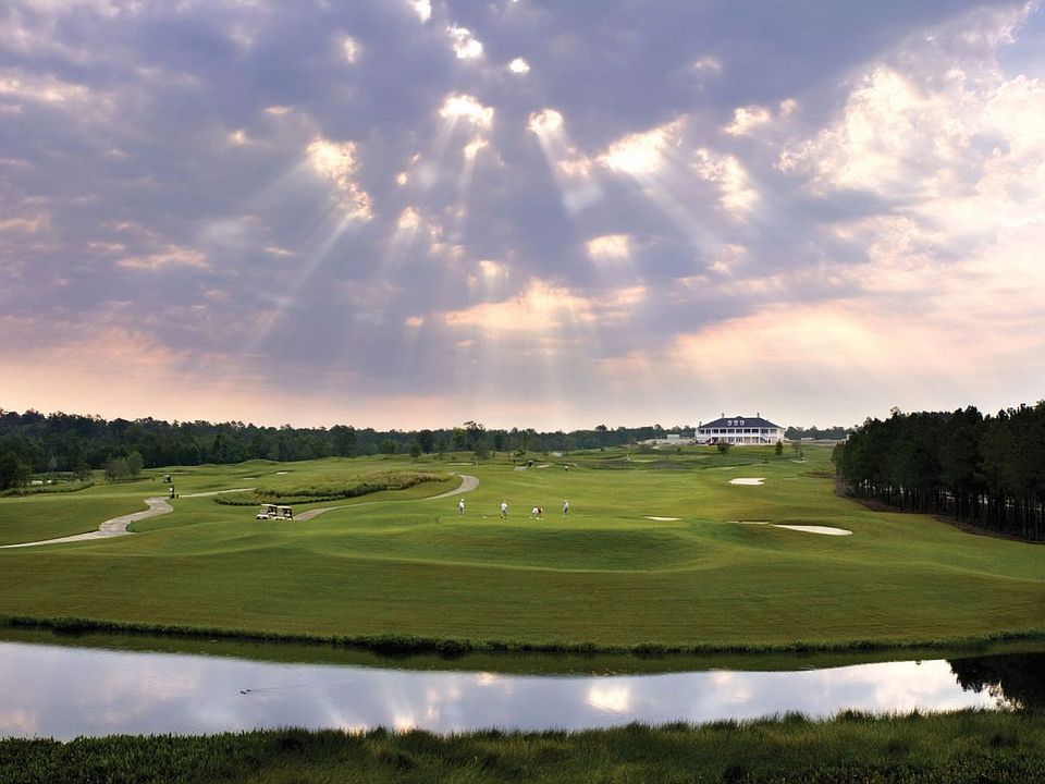 Southern Hills golf community clubhouse in Brooksville, FL William Ryan Homes Tampa