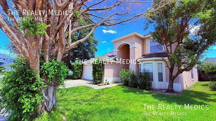 Spacious & Beautiful 4 Bedroom, 2.5 Bath Home In East Orlando — Photo 2