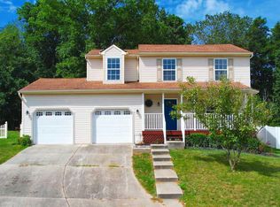 19 Edgewater Ct, Erial, NJ 08081