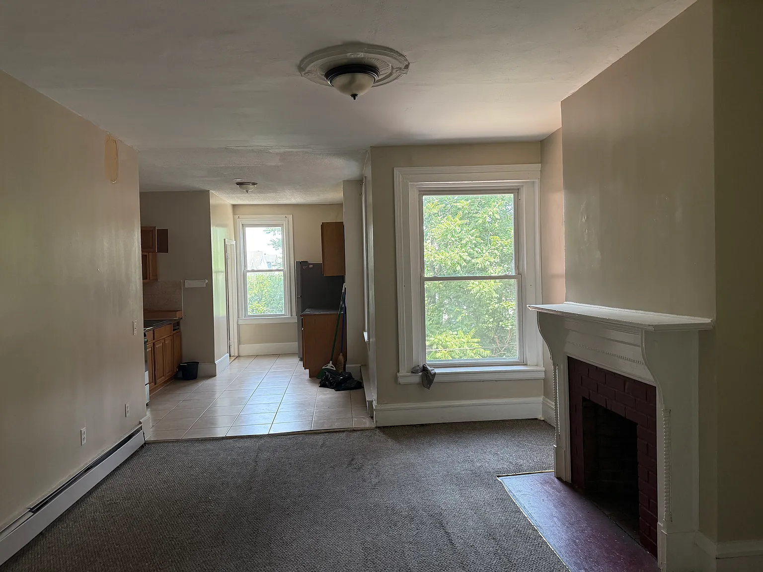 4 bed, 1.5 bath, $2,500 — Photo 3