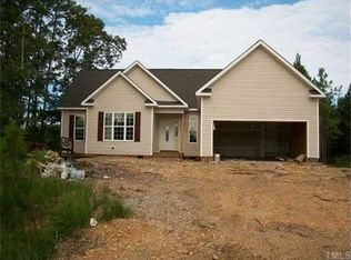 86 Crabtree Ct, Fuquay Varina, NC 27526