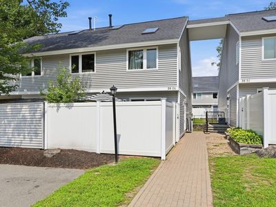 36 Meadow Pond Dr APT K, Leominster, MA, 01453