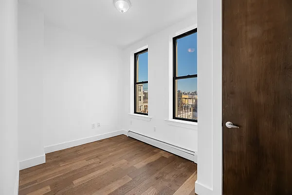 Rented by REAL New York | media 14