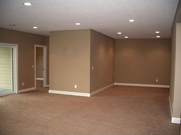 16816 Asterbilt Lane
