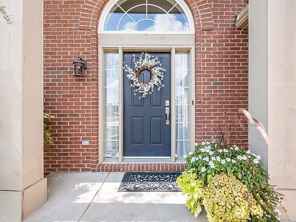 3rd image of 56277 Oasis Dr