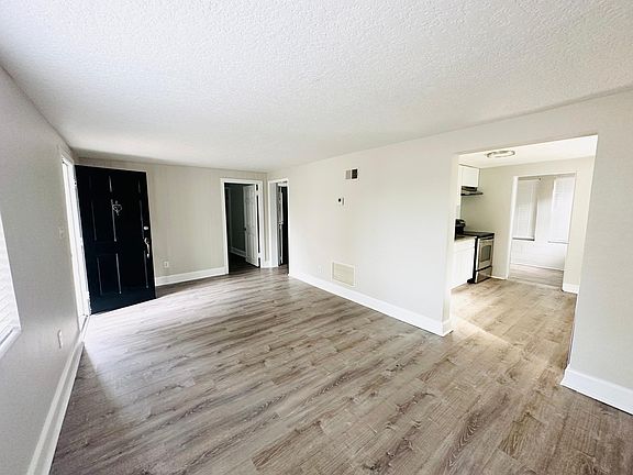 3rd image of 1016 Atkins Pl #A