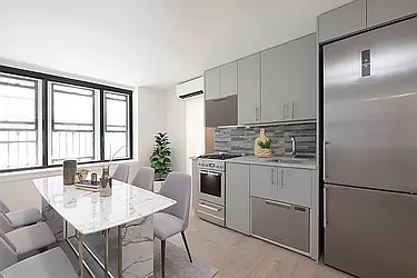 Rented by R New York