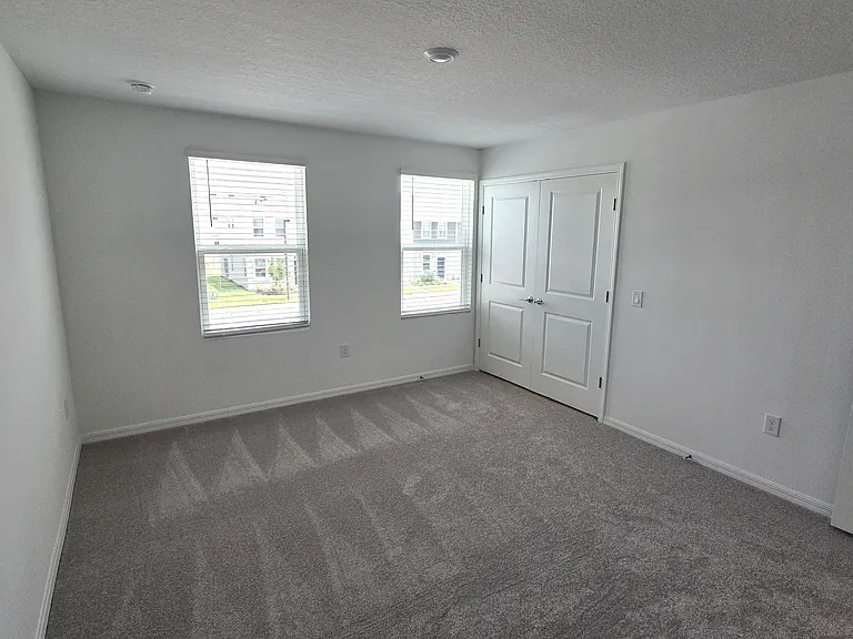 2878 Skyline Loop — Photo 16
